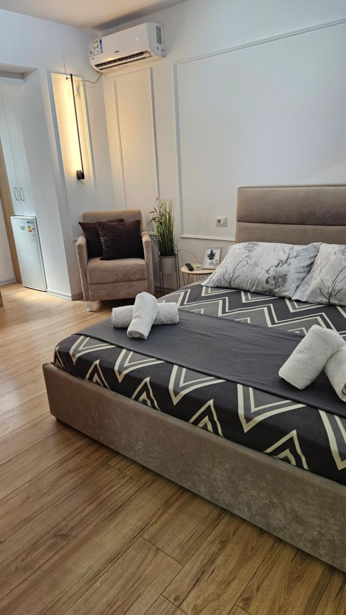 Coco'S Apartment Тирана Экстерьер фото